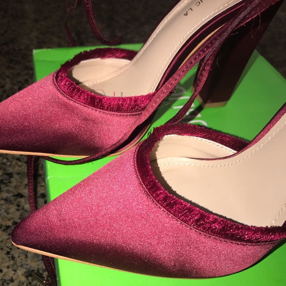 Heels - Picture 2 of 6